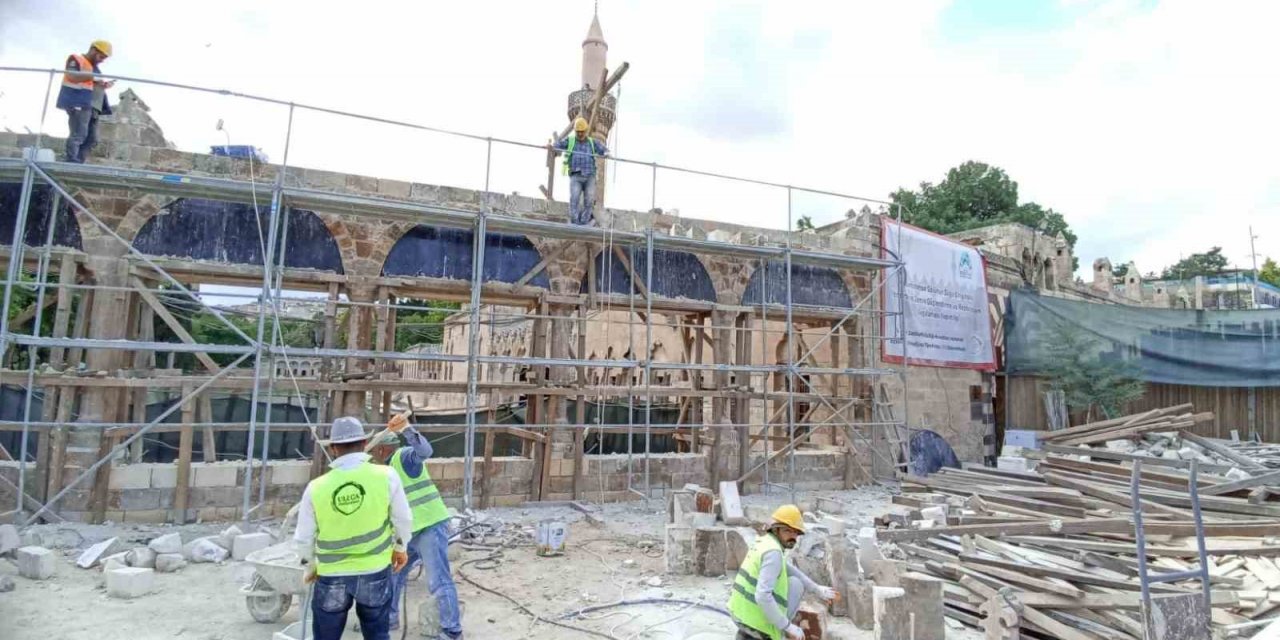 Balıklıgöl revakları tamamlanıyor