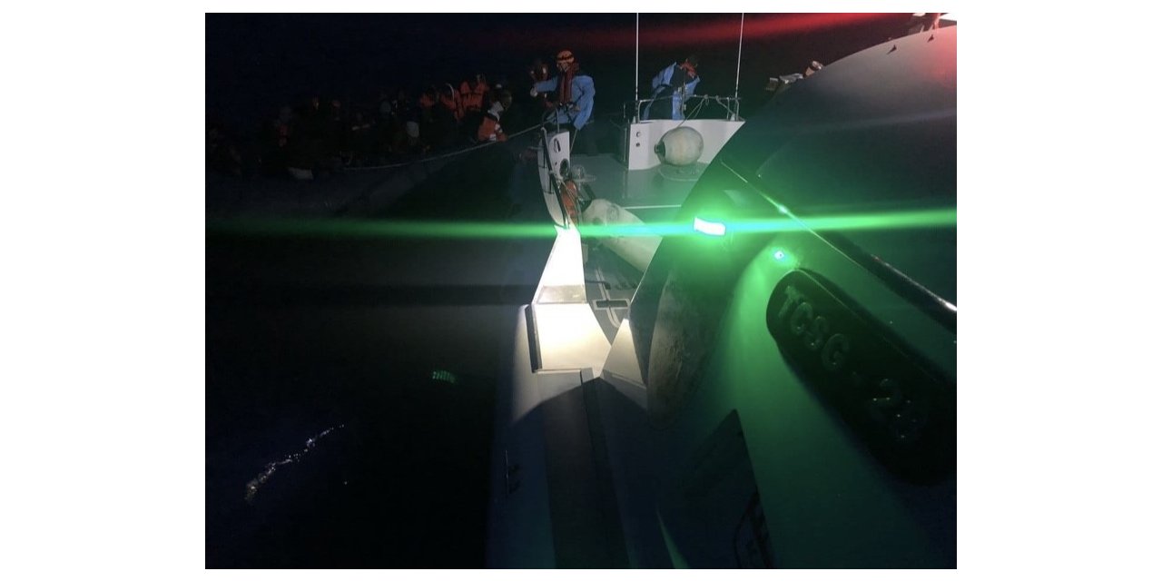 Yunan unsurlarınca ölüme terk edilen 46 kaçak göçmen kurtarıldı