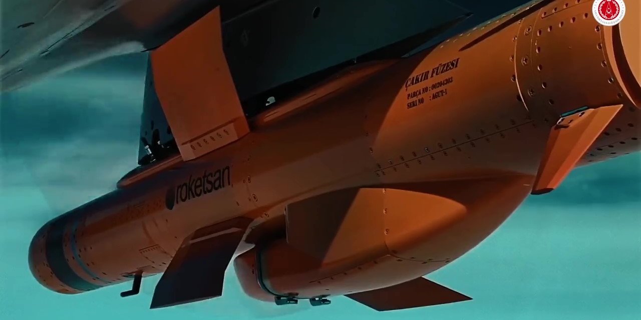 Yerli füze ÇAKIR, Akıncı TİHA’dan atıldı