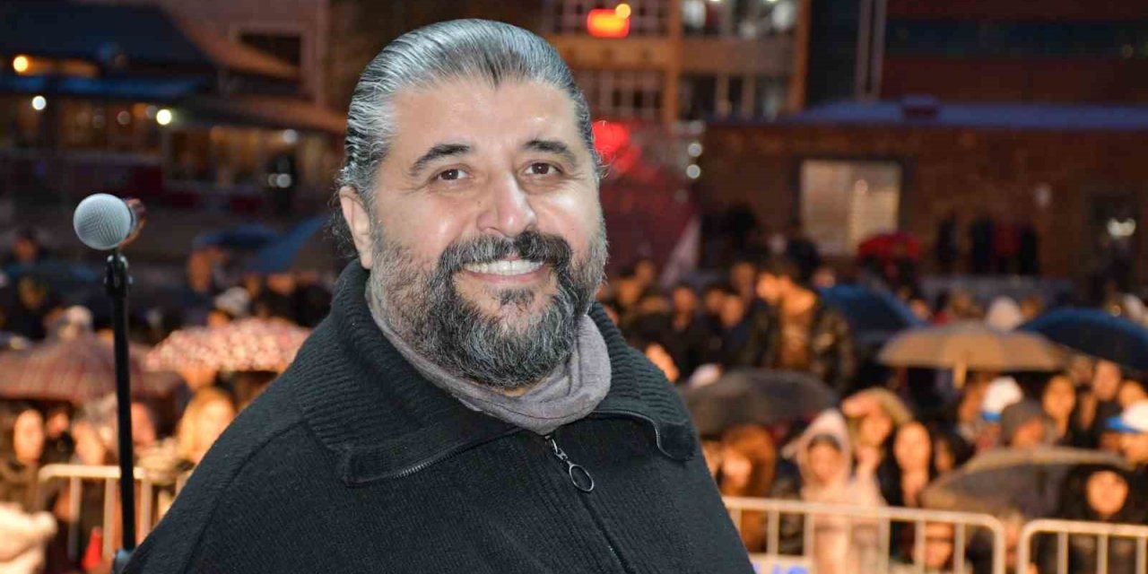Ardahan’da sağanak yağışa rağmen Mustafa Özarslan coşkusu