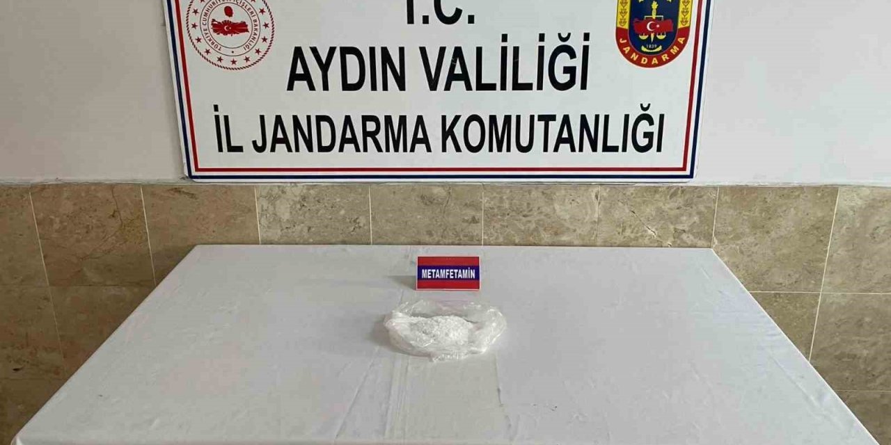 Aydın’da motosikletli torbacı, jandarmadan kaçamadı