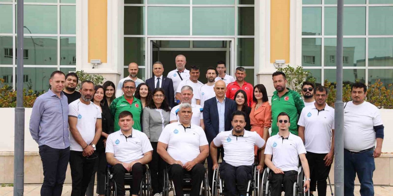 ALKÜ’de engelsiz spor konuşuldu