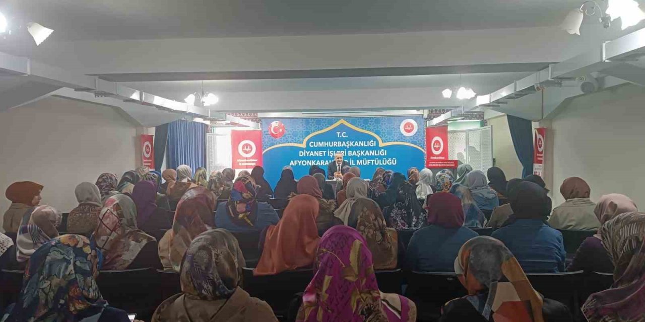 Afyonkarahisar’da ‘En Güvenliği Sığınağınız Aile’ konferansı