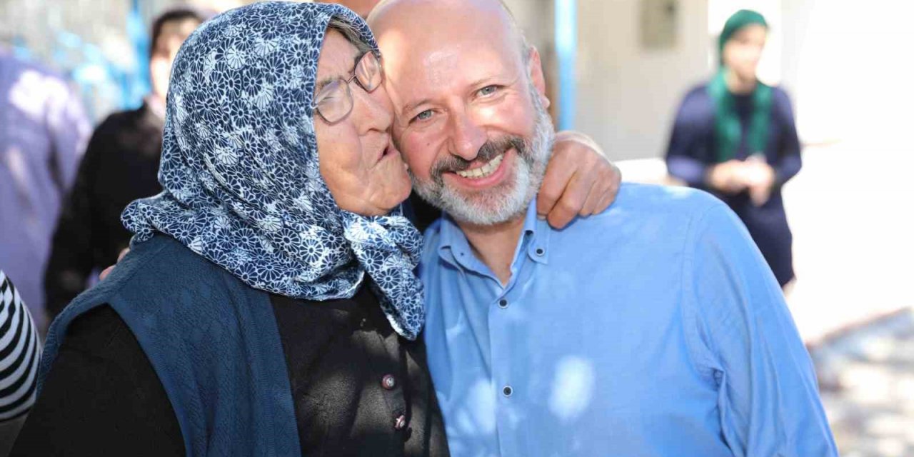 Başkan Çolakbayrakdar: “Annelerimiz, baş tacımızdır”