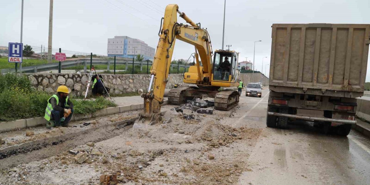 Kavak’ta kanalizasyon sorunu çözüldü