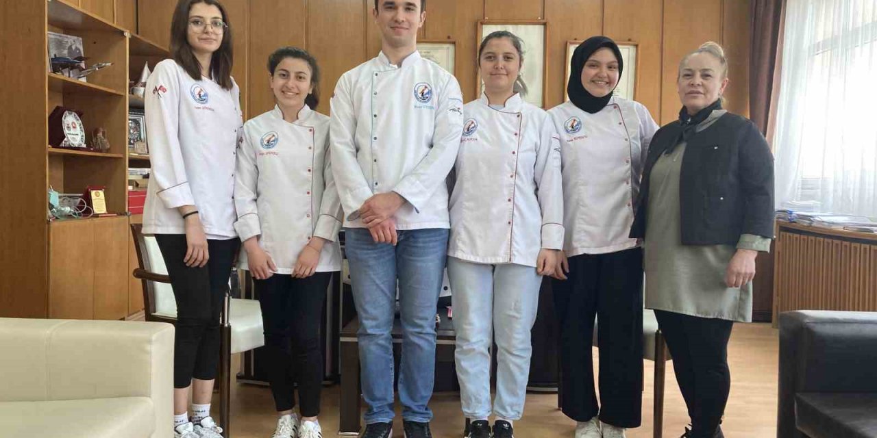 Gazi Mesleki Ve Teknik Anadolu Lisesi öğrencileri Macaristan yolcusu