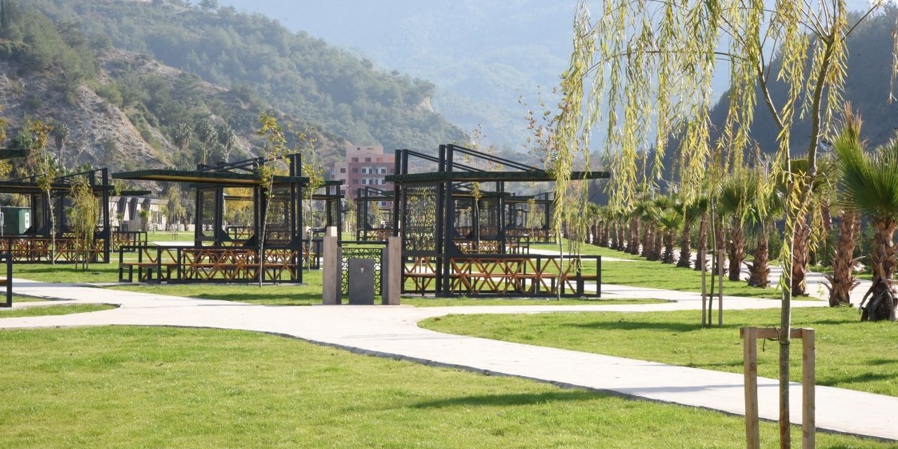 Doğa park mesire alanı ve bisiklet yolu Osmaniyelilerin uğrak yeri oldu