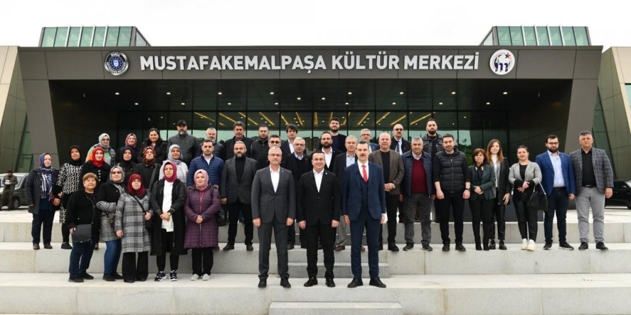 Mustafakemalpaşa’nın vizyon projeleri hizmete hazır