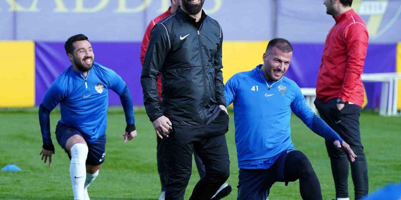 Arda Turan’a "Türk Futboluna Katkı" ödülü