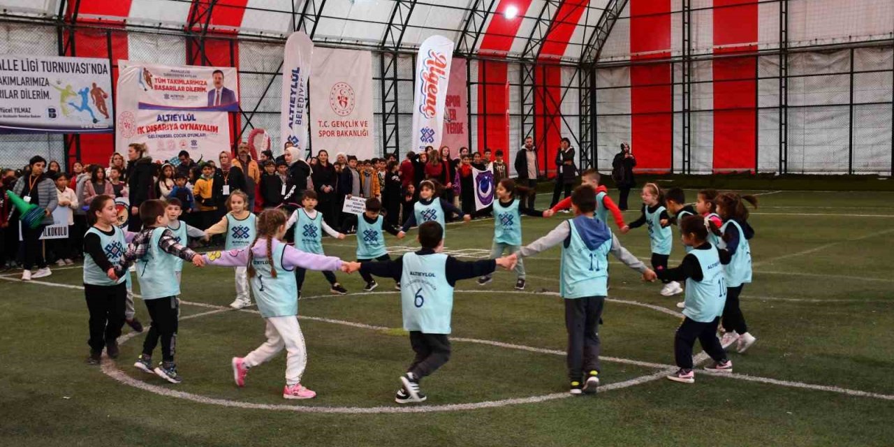 Geleneksel Çocuk Oyunları Şenlikleri yapıldı