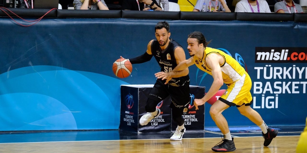 Şampiyon, Mersin’i evinde devirdi