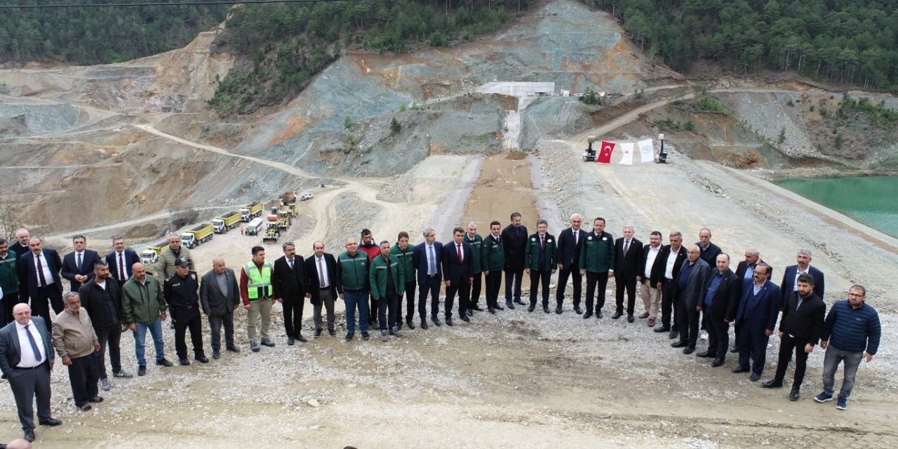 Tarım Orman Bakan Yardımcıları Tosya-Akbük Gölet’inde incelemelerde bulundu