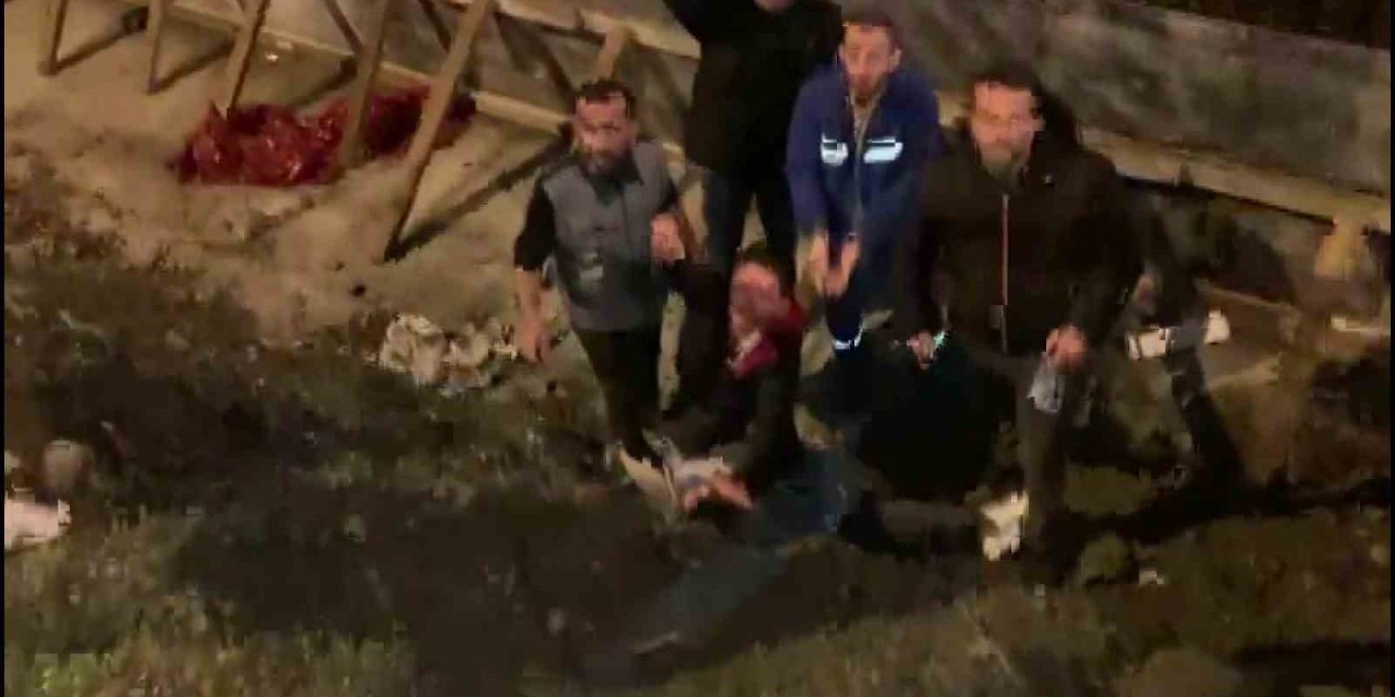 Sakarya’da akıl almaz kaza: 2’si ağır, 4 yaralı