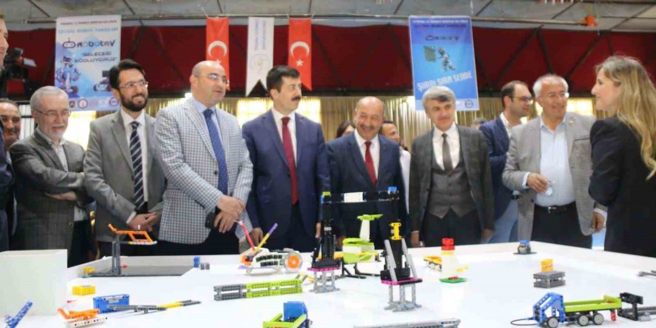 Tavşanlı’da “Robotav 2023” isimli robot yarışması