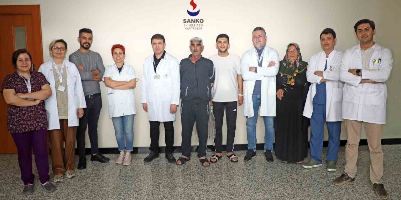 Oğlunun karaciğeri ile yeniden yaşama tutundu