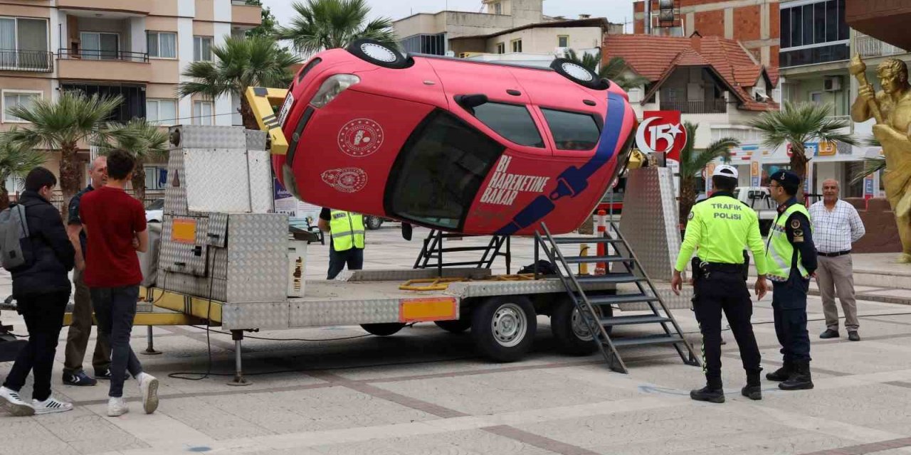 Emniyet kemerinin önemi simülasyon ile anlatıldı