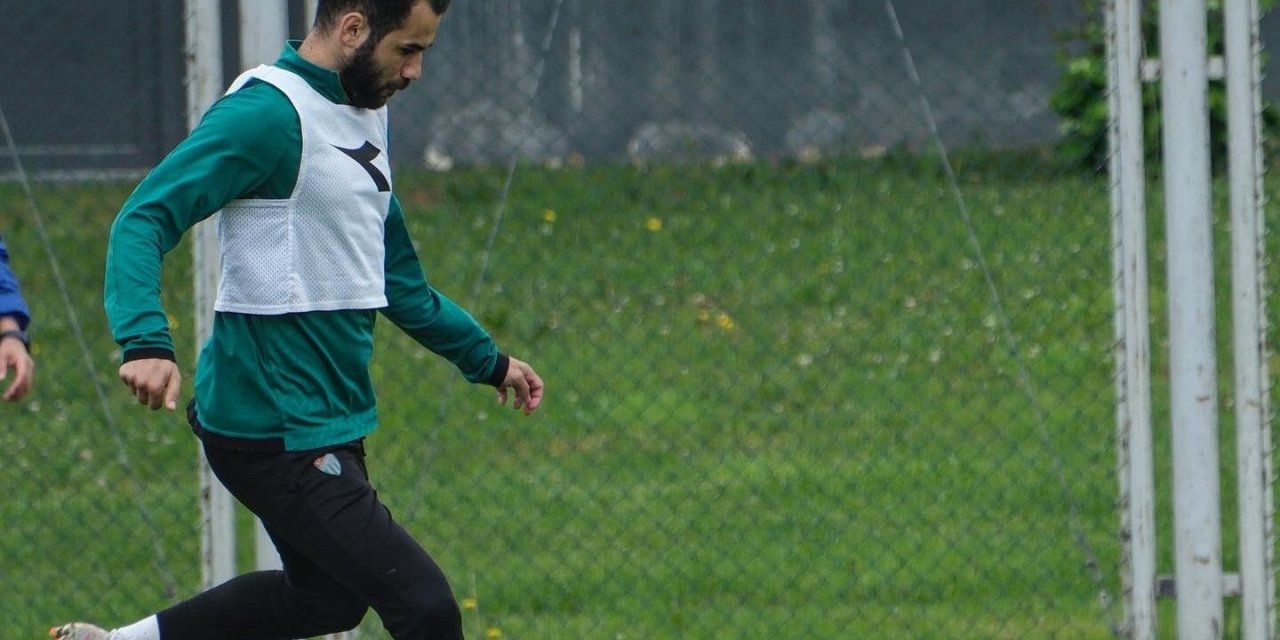 Bursaspor’da, çalışmalar devam ediyor