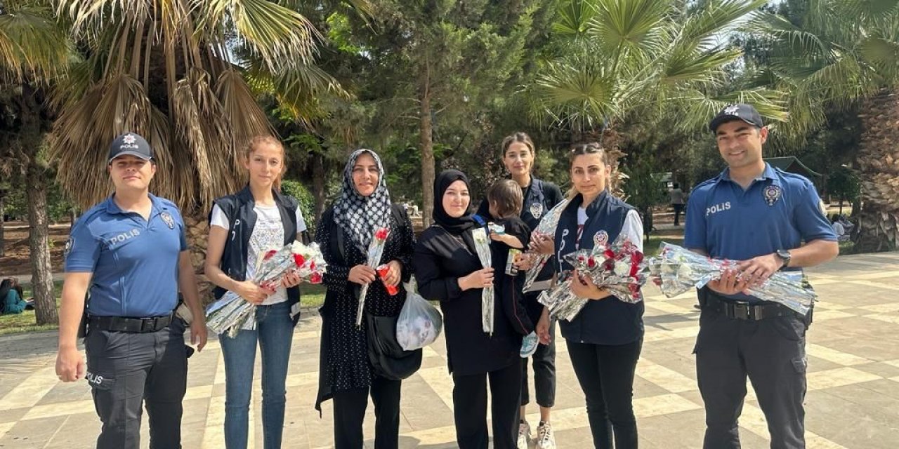 Polisler anneleri unutmadı