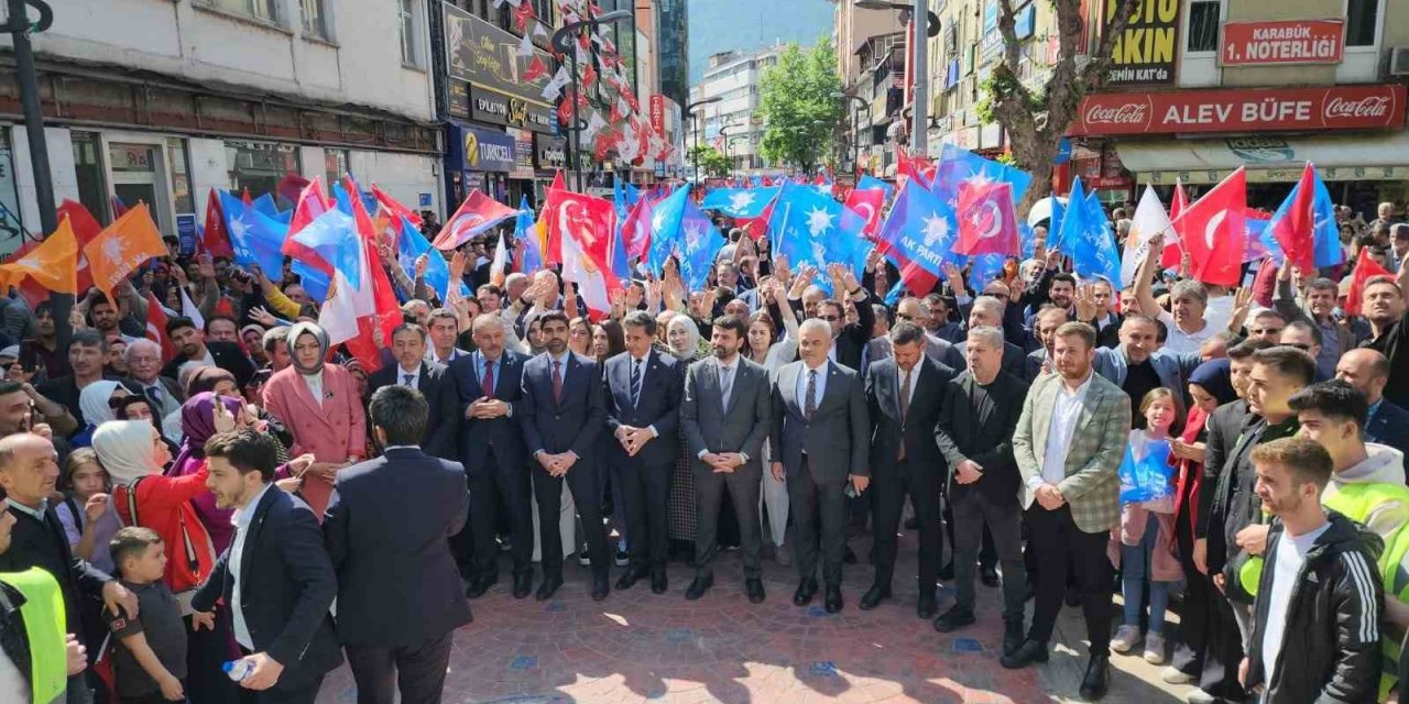 Keskinkılıç: “Olayları AK Parti’de birleştirelim”
