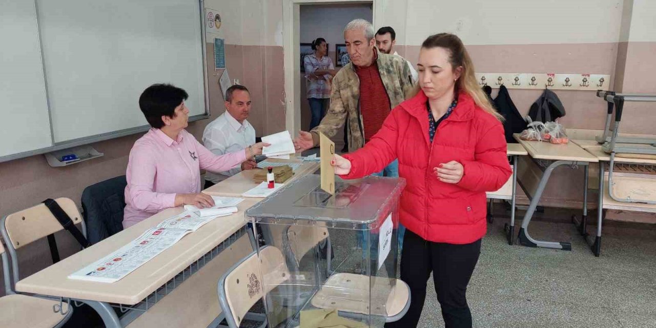Tekirdağ’da oy verme işlemi başladı