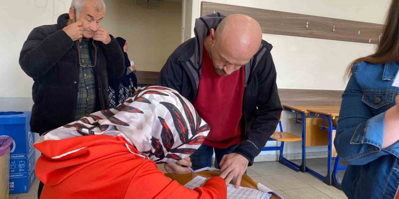 Düzce’de oy verme işlemi sabah erken saatlerde başladı