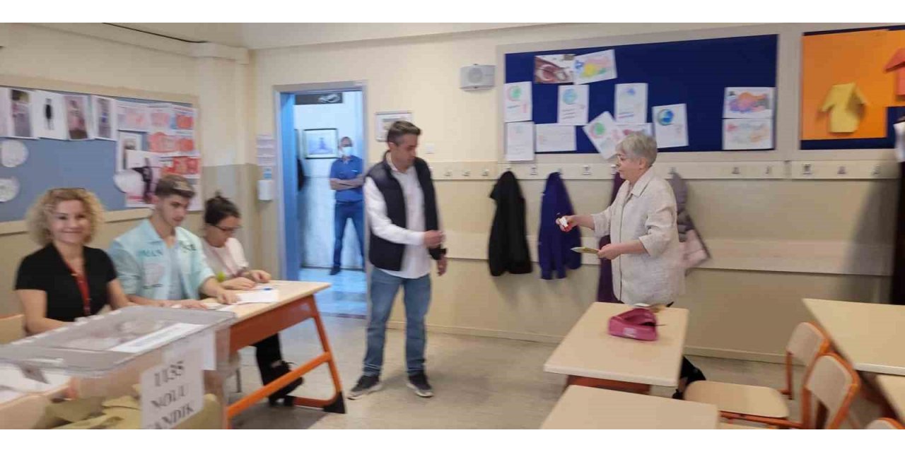 Genelkurmay Başkanı Güler ve eşi oyunu kullandı