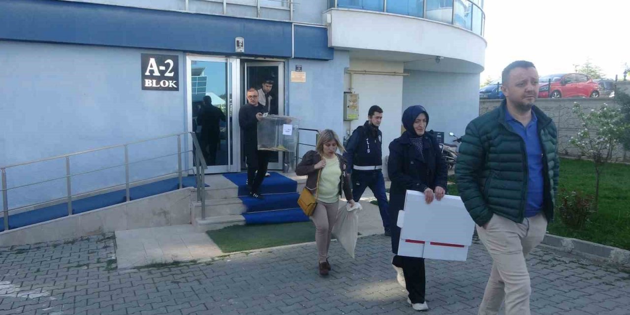 Seyyar sandık, hasta ve engelli vatandaşların ayağına gitti