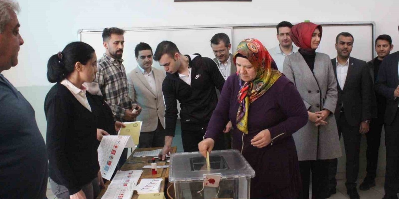 Afyonkarahisar’da 533 bin 73 seçmen sandık başına gidecek