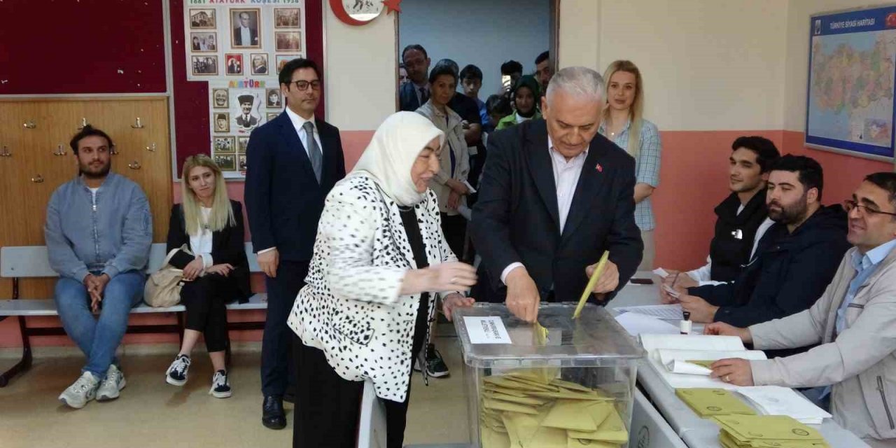 Binali Yıldırım Tuzla’da oyunu kullandı
