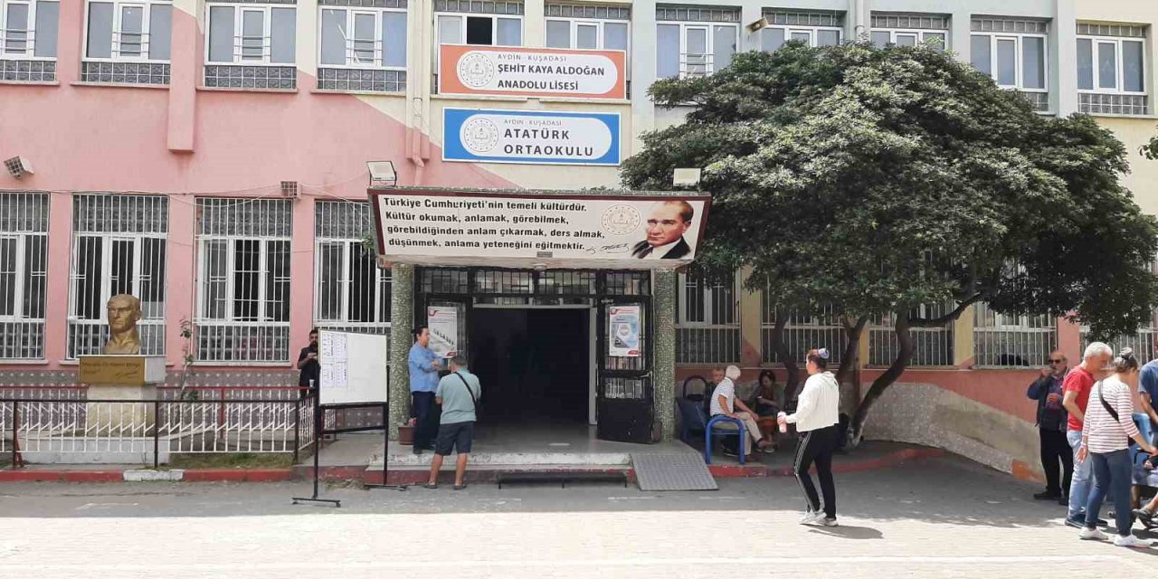 Kalbi seçim heyecanına dayanamadı