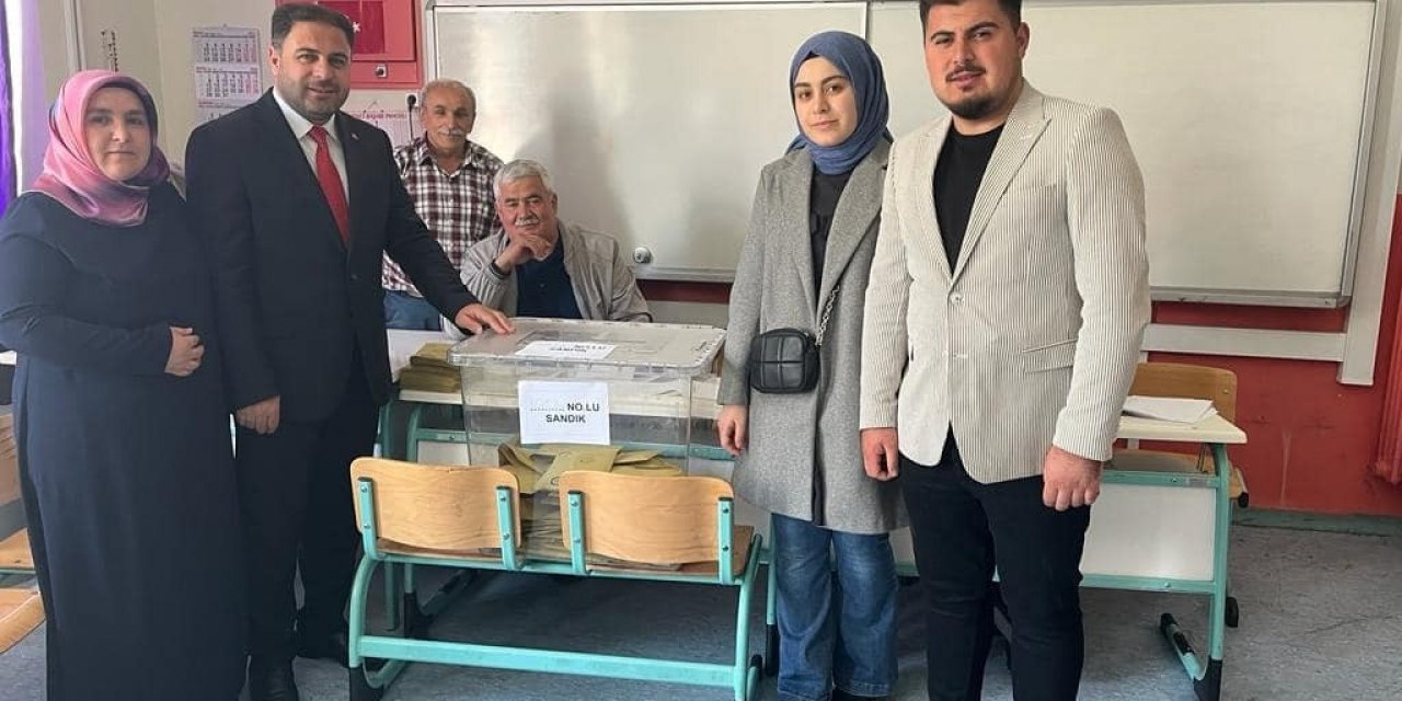 Kayrıcı, Kelepircioğlu ve Şahiner oyunu kullandı