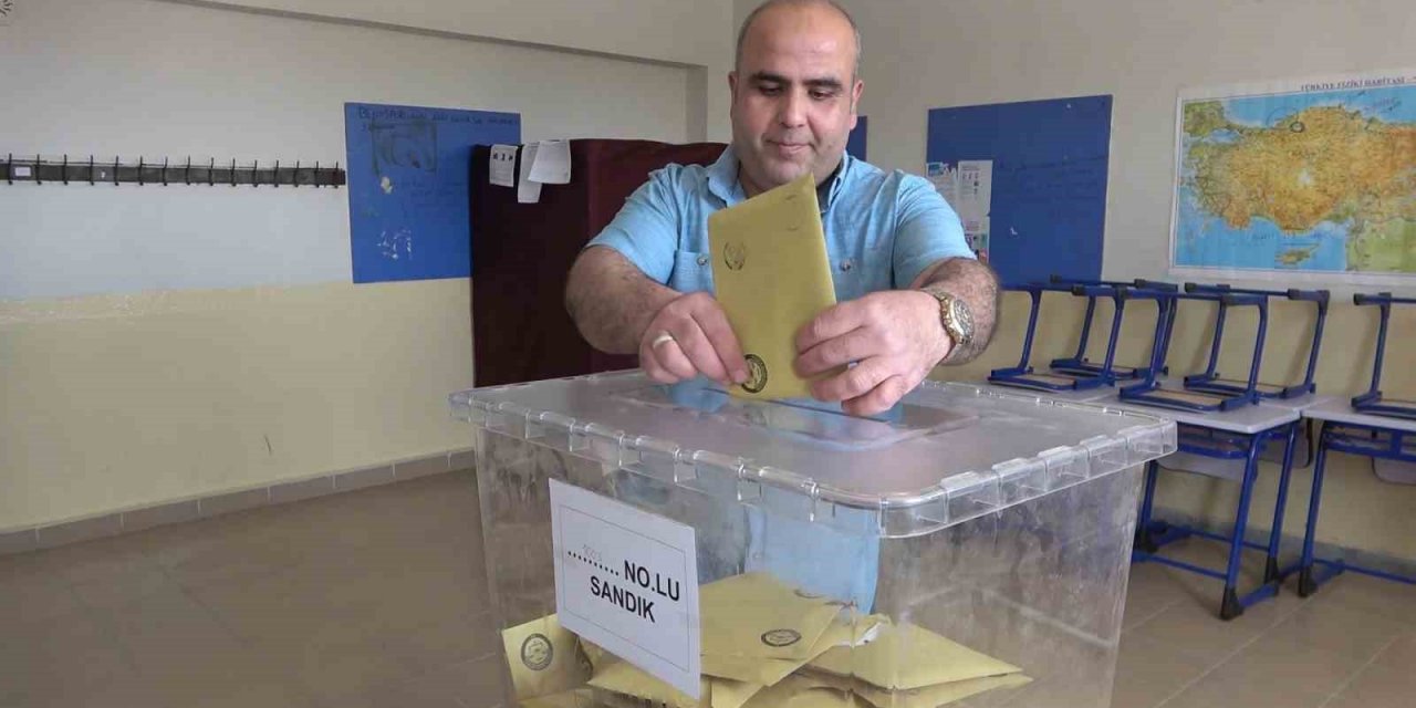 670 merkez nüfusuyla Türkiye’nin en küçük ilçeleri arasında yer alan Çelebi’de seçim heyecanı