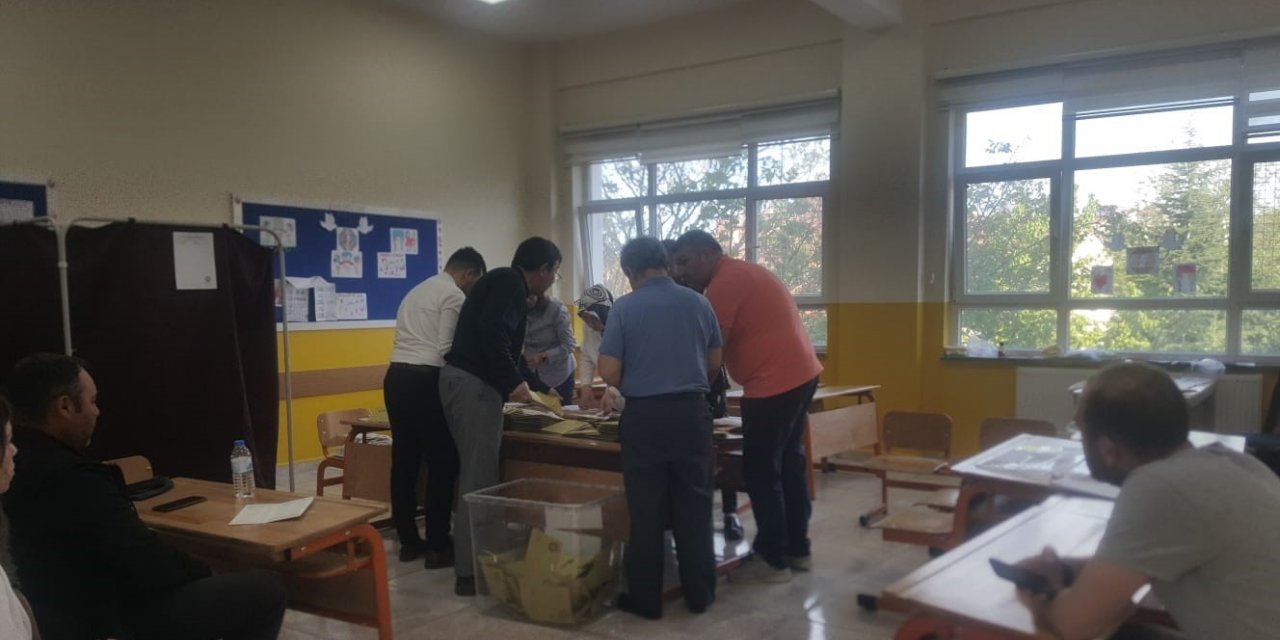 Afyonkarahisar’da oy verme işlemi sona erdi