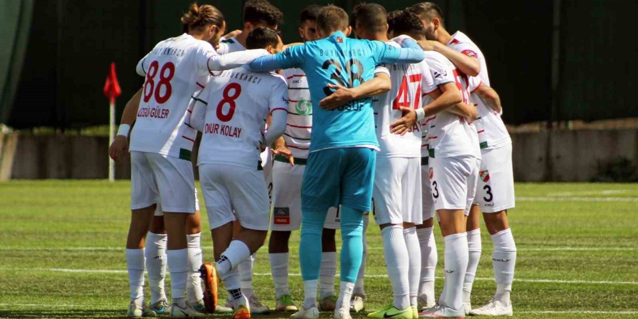 Kaf-Kaf, play-off iddiası için sahaya çıkıyor