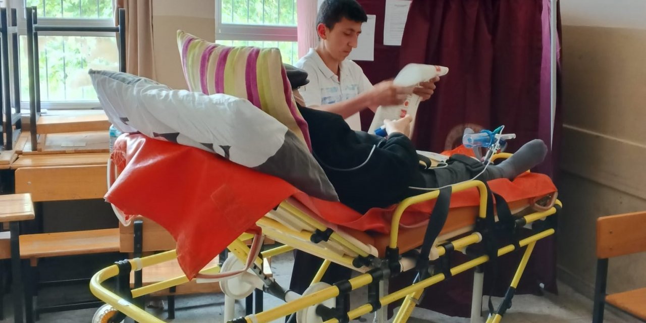 Aydın’da 91 vatandaş ambulansla sandığa ulaştırıldı