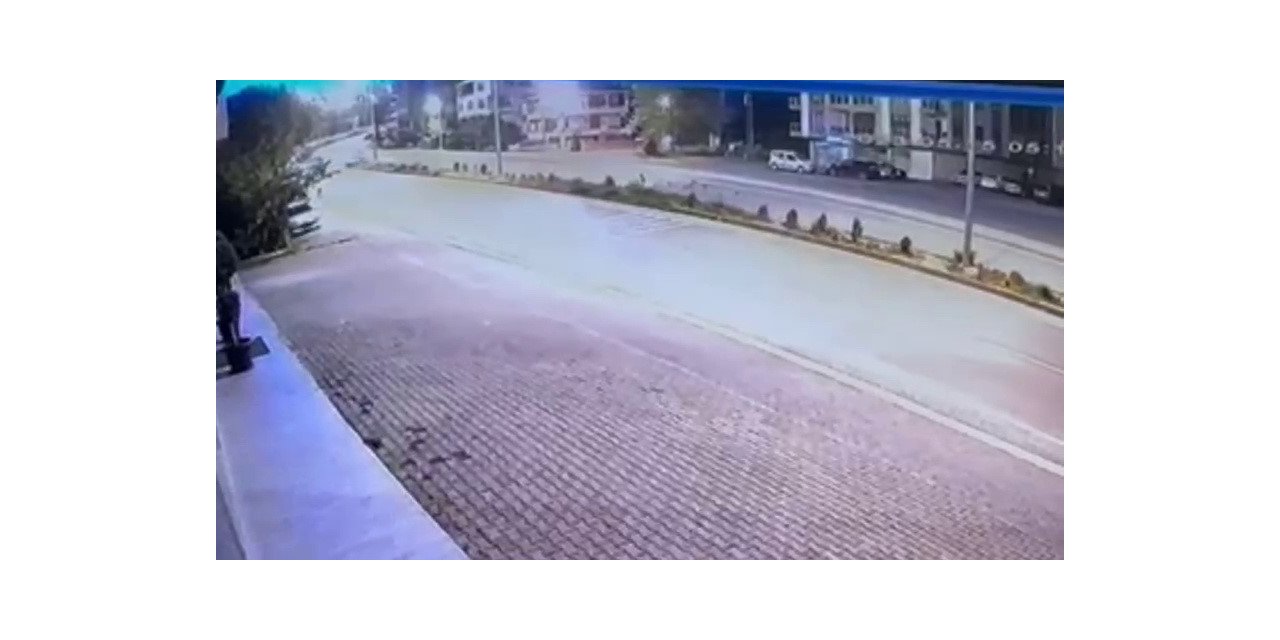 Polisin dur ihtarına uymadı kazada hayatını kaybetti