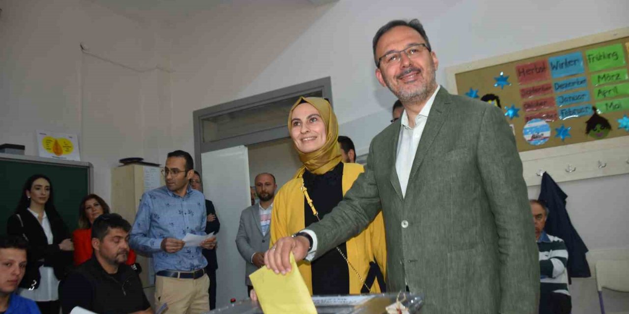 İzmir vekillerini seçti