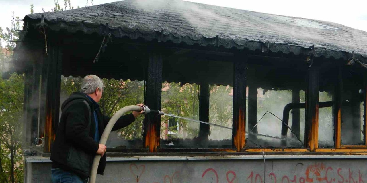 Posof’ta çay ocağında yangın