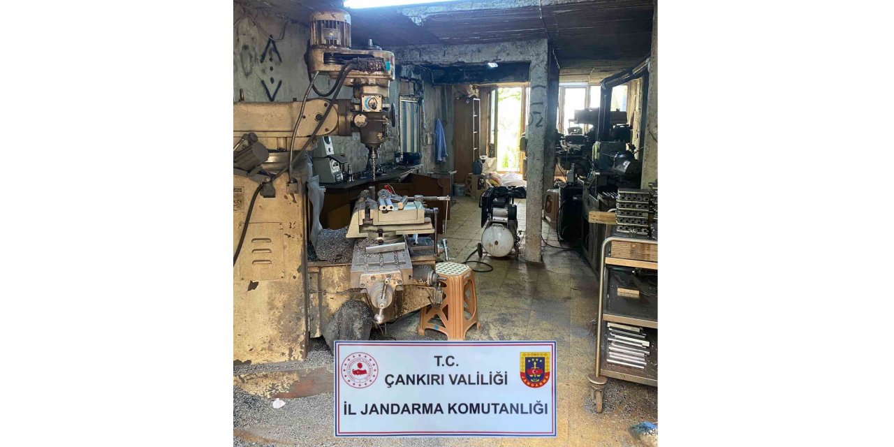 Silah kaçakçılarına operasyon: 7 kişi gözaltı