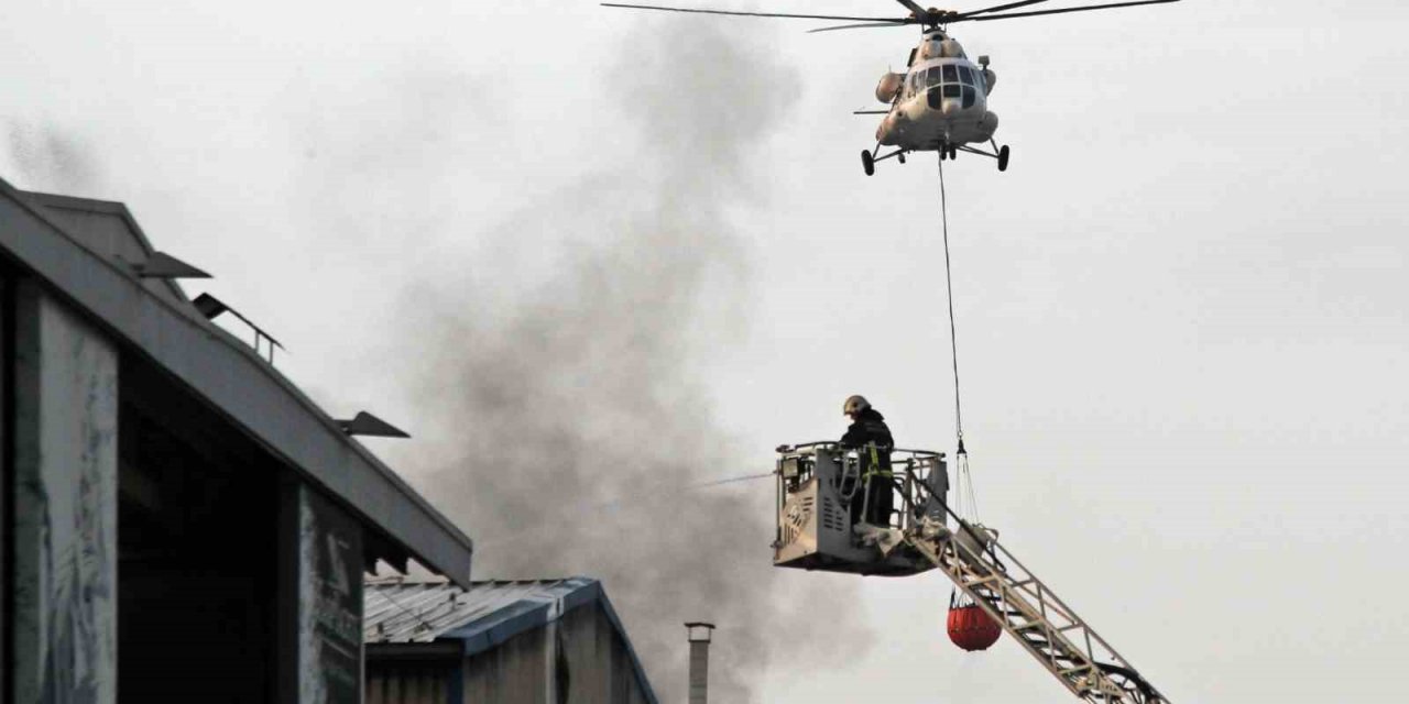 Lüks yat ve teknelerin bulunduğu tersane yangını 3 saatte söndürüldü