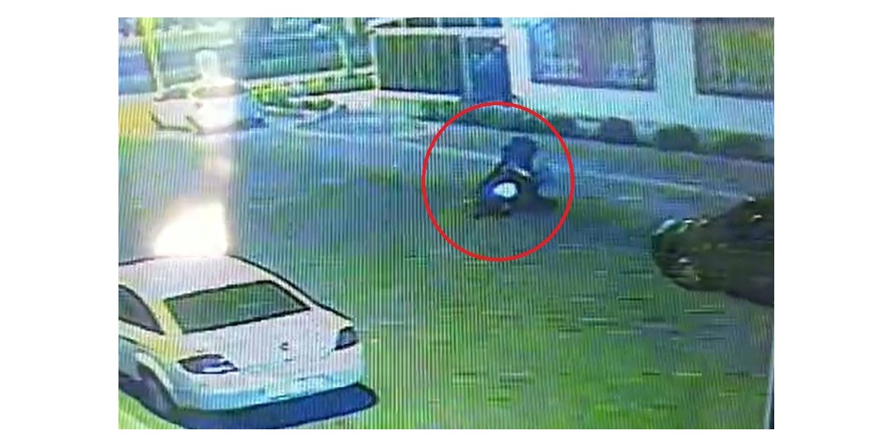 Motosiklet hırsızı iş başında