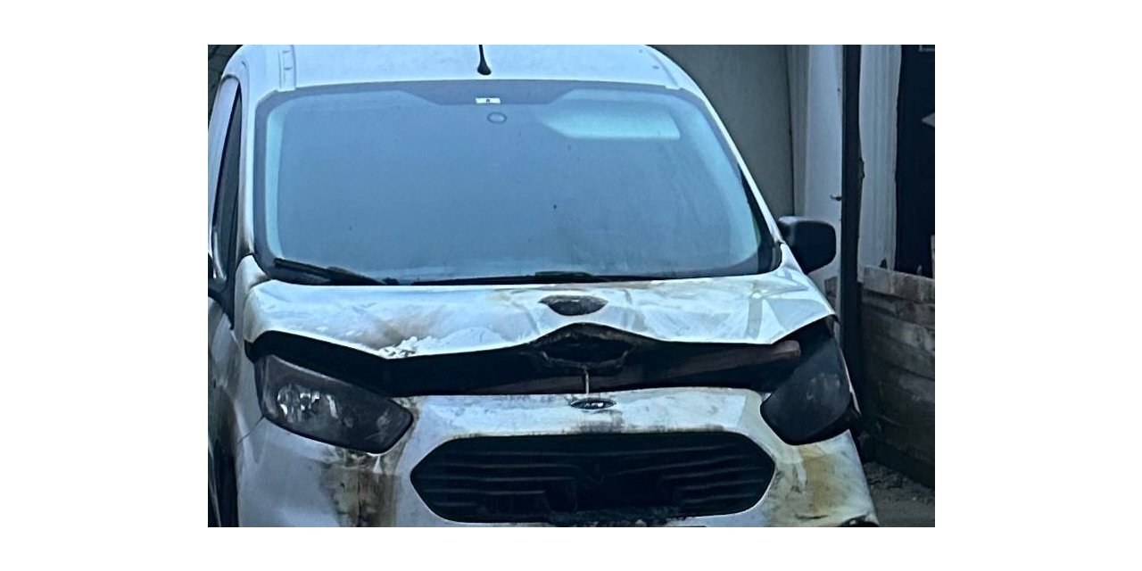 Alevlerin arasında kalan kundakçı polis tarafından yakalandı