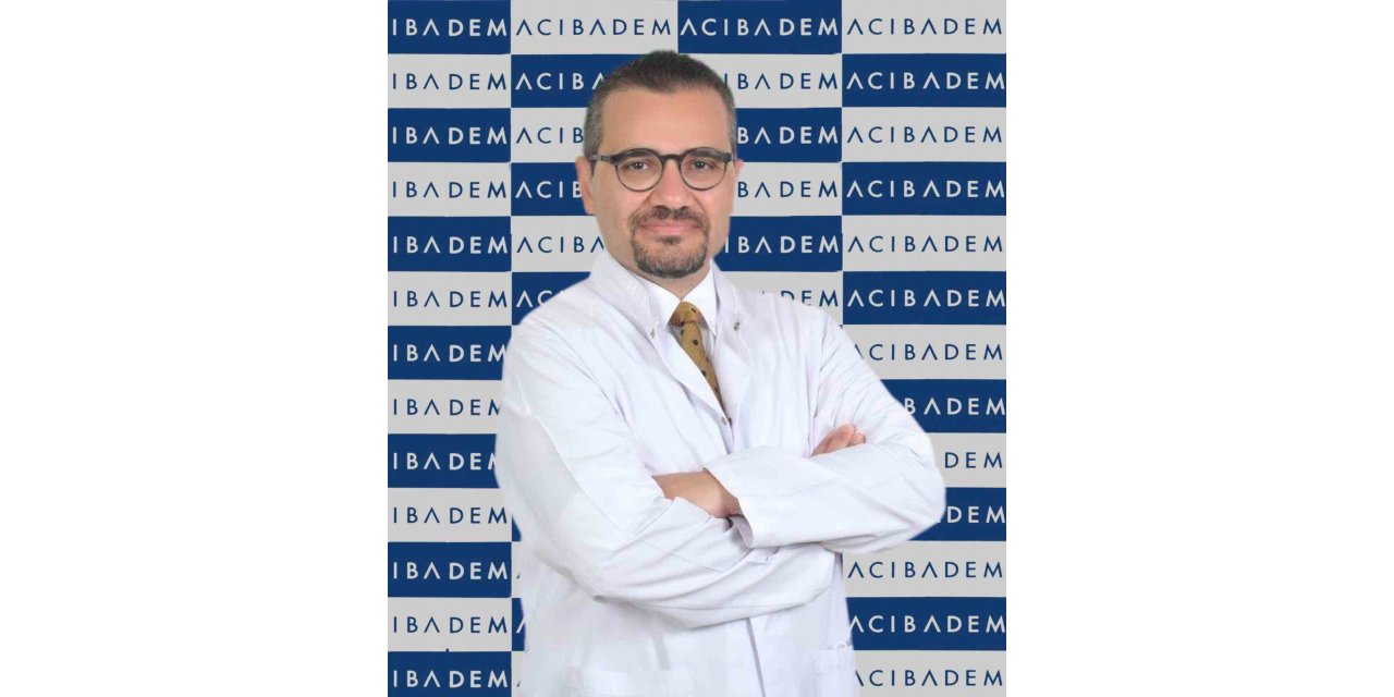 Prof. Dr. Sızmaz: “Gözünüzde uçuşmalar ya da ışık çakmaları varsa göz doktoruna başvurun”