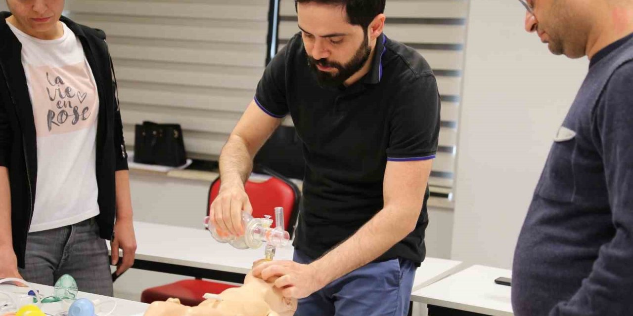 Diyarbakır’da 2023 yılının ilk NRP eğitimi düzenlendi