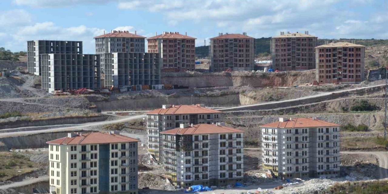 Balıkesir’de nisan ayında bin 966 konut satıldı