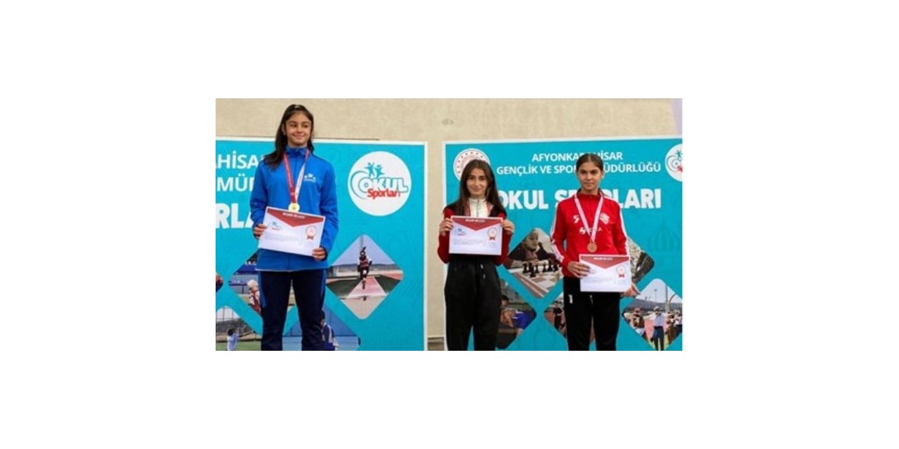 Aydınlı sporcular Afyon’dan madalya ile döndü