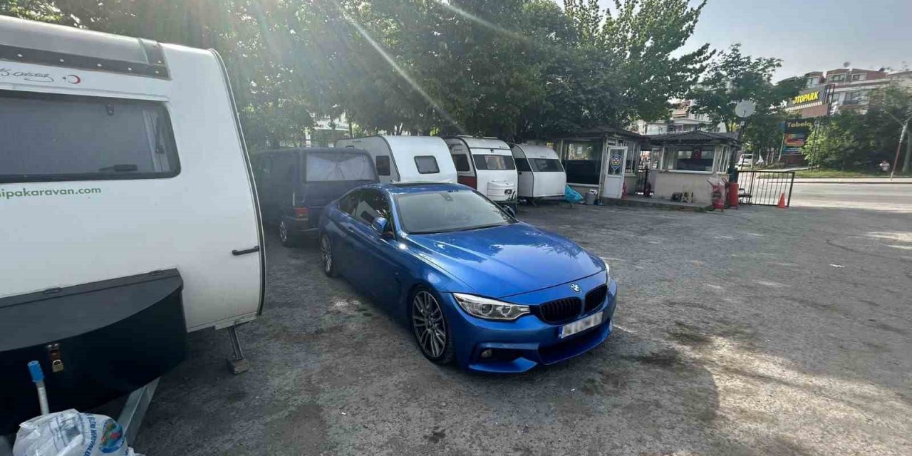 Düğün konvoyunda drift atarak trafiği tehlikeye sokan sürücülere ceza yağdı