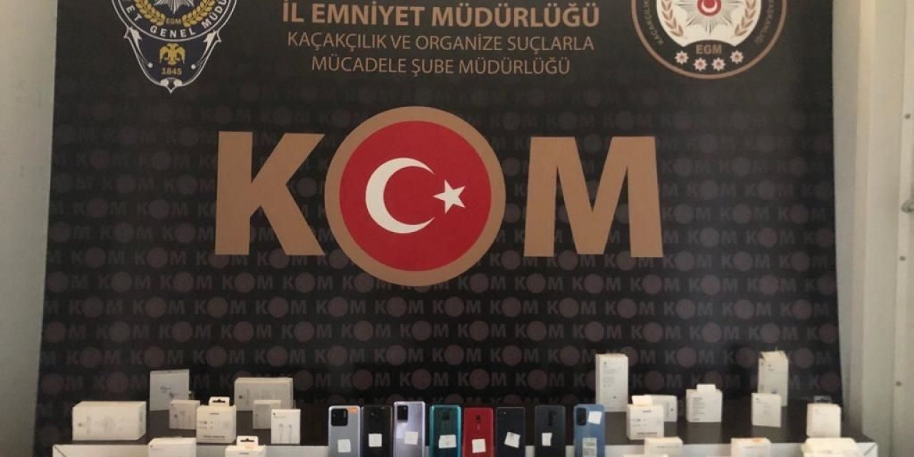 Antalya’da polisten kaçak elektronik eşya ve tütün operasyonu