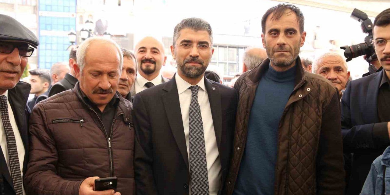 Ak Parti’de ilk tur sevinci