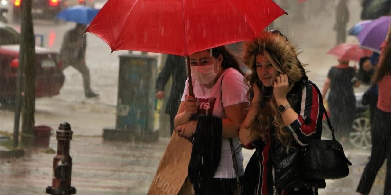Manisa’ya gök gürültülü sağanak yağış uyarısı